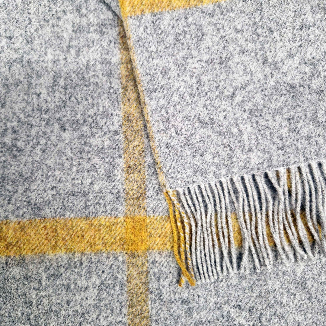 Merino Lambswool Throw in Grey Mustard Pane