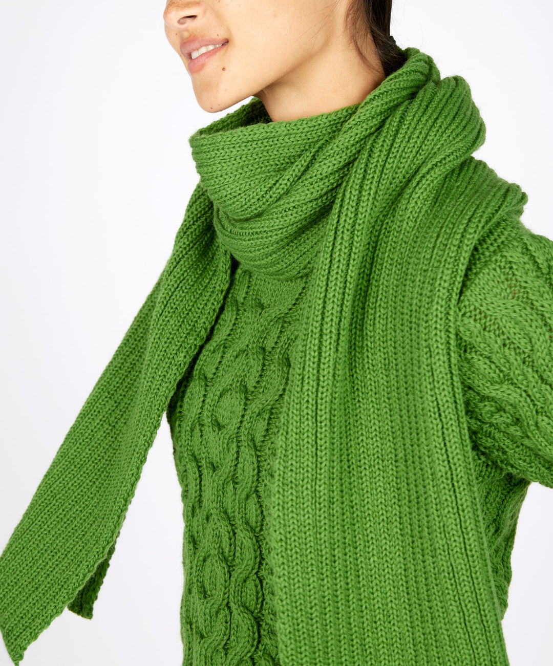 Ribbed Merino Scarf In Green Moss