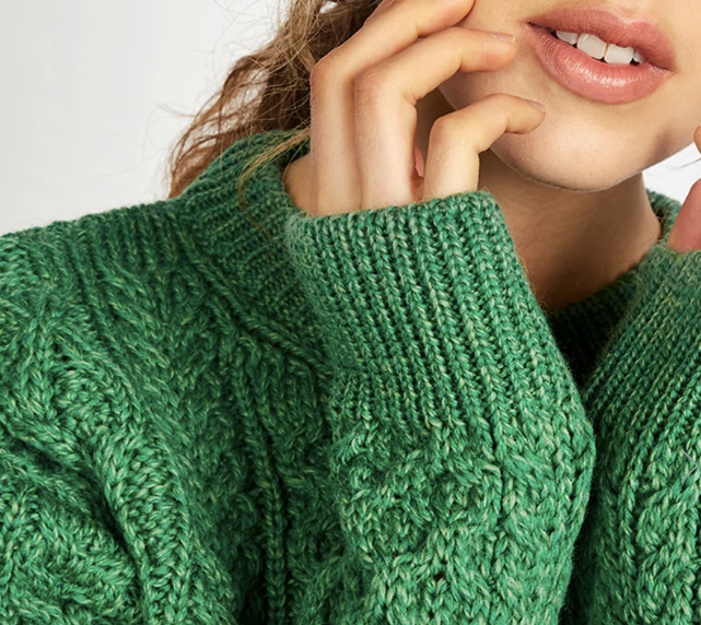 Honeycomb Stitch Blasket Aran Sweater in Green Marl
