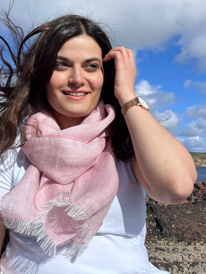 Irish Linen Scarf In Pale Pink