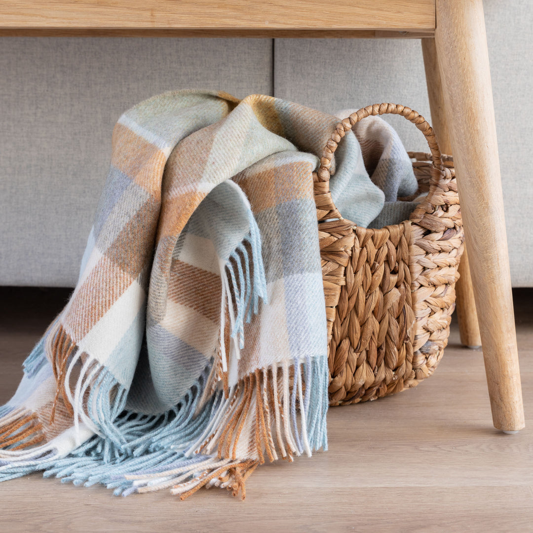Merino Lambswool Throw in Autumn Plaid