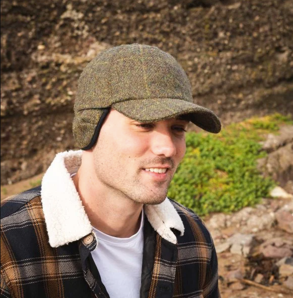 Tweed Baseball Cap with Ear Flaps in Loden & Rust