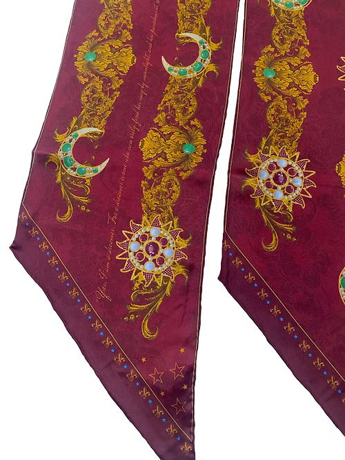 The Merrion Oscar Scarf