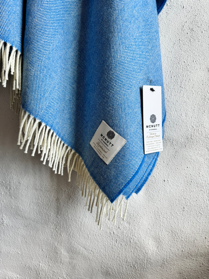 Merino Lambswool, Supersoft Throw in Cornflower