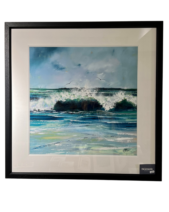 "Glimpse of Rathlin" Wave with Rathln on the horizon