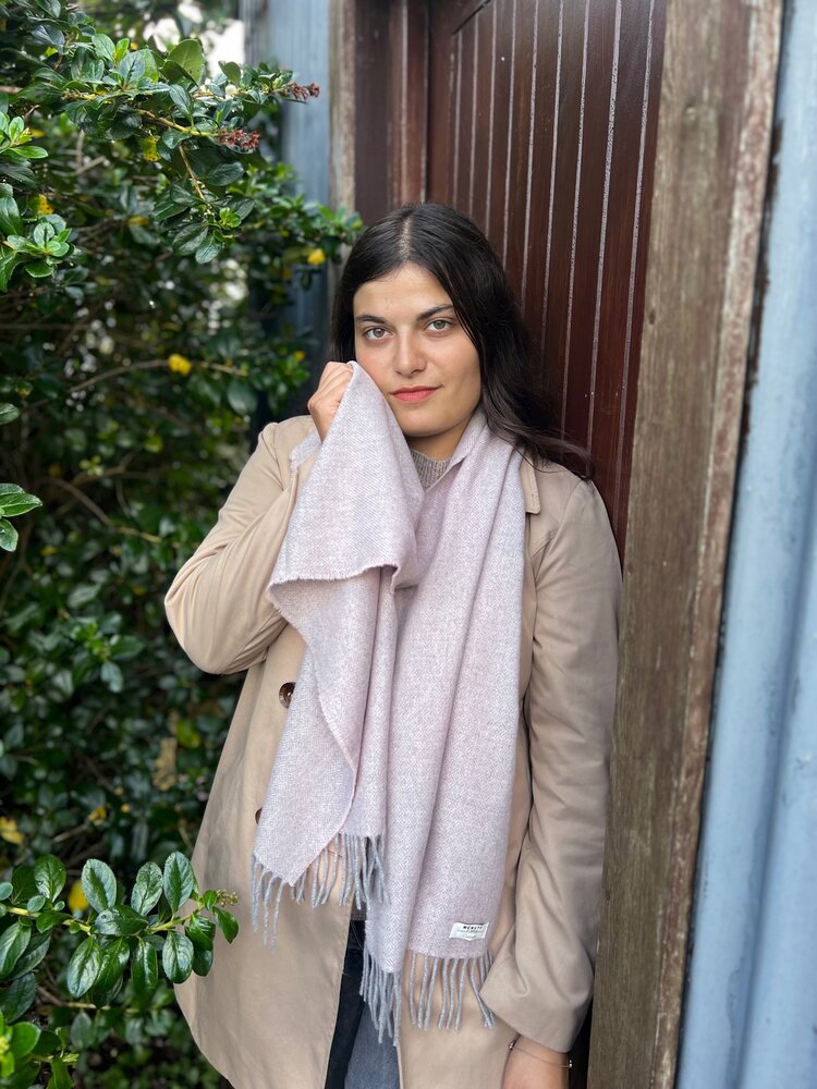 Cashmere Scarf in Smokey Pink