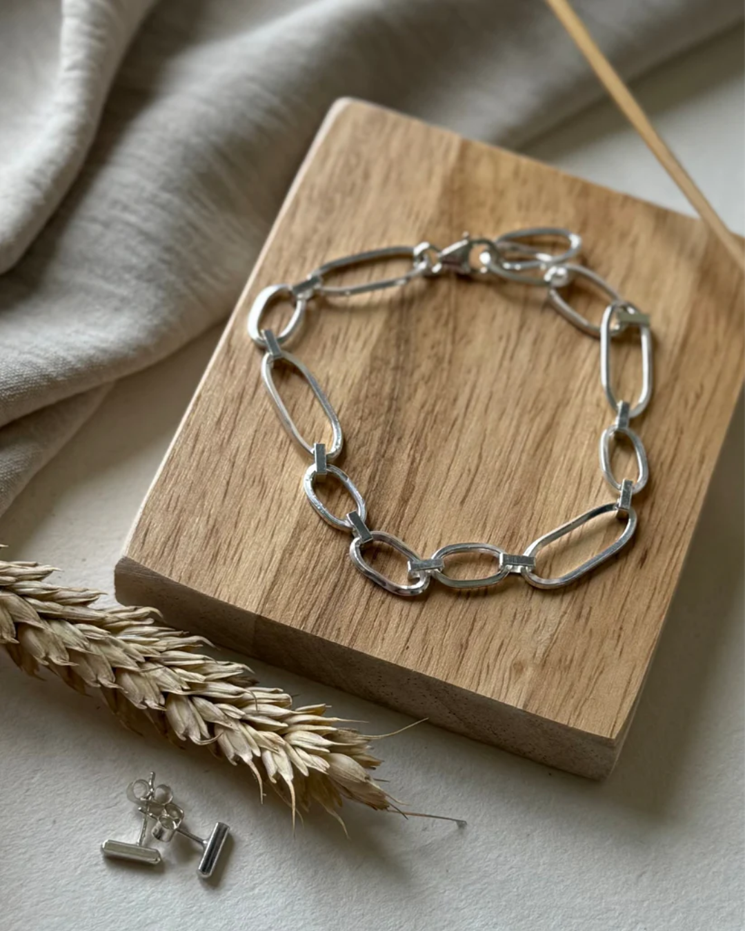 The Strand Posts Bracelet in Silver