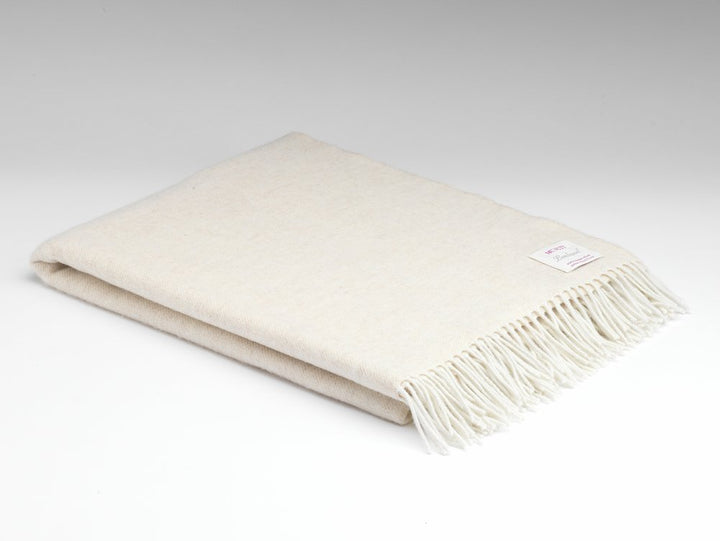 Merino Lambswool Throw in Supersoft Linen