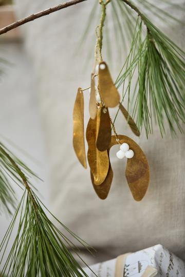 Hanging Mistletoe with White Beads