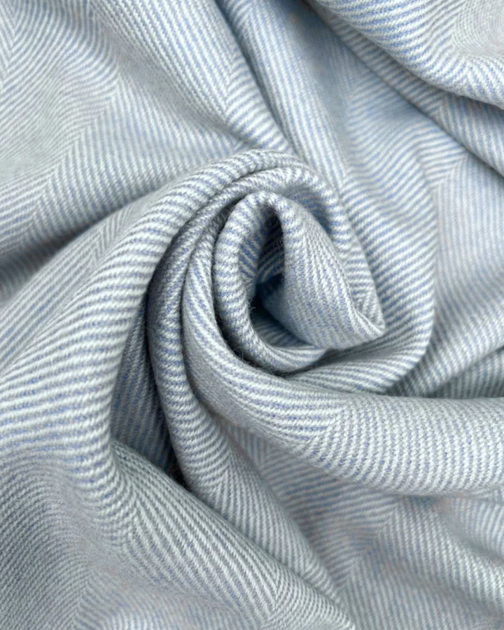 Merino Supersoft Throw in Smoke Grey