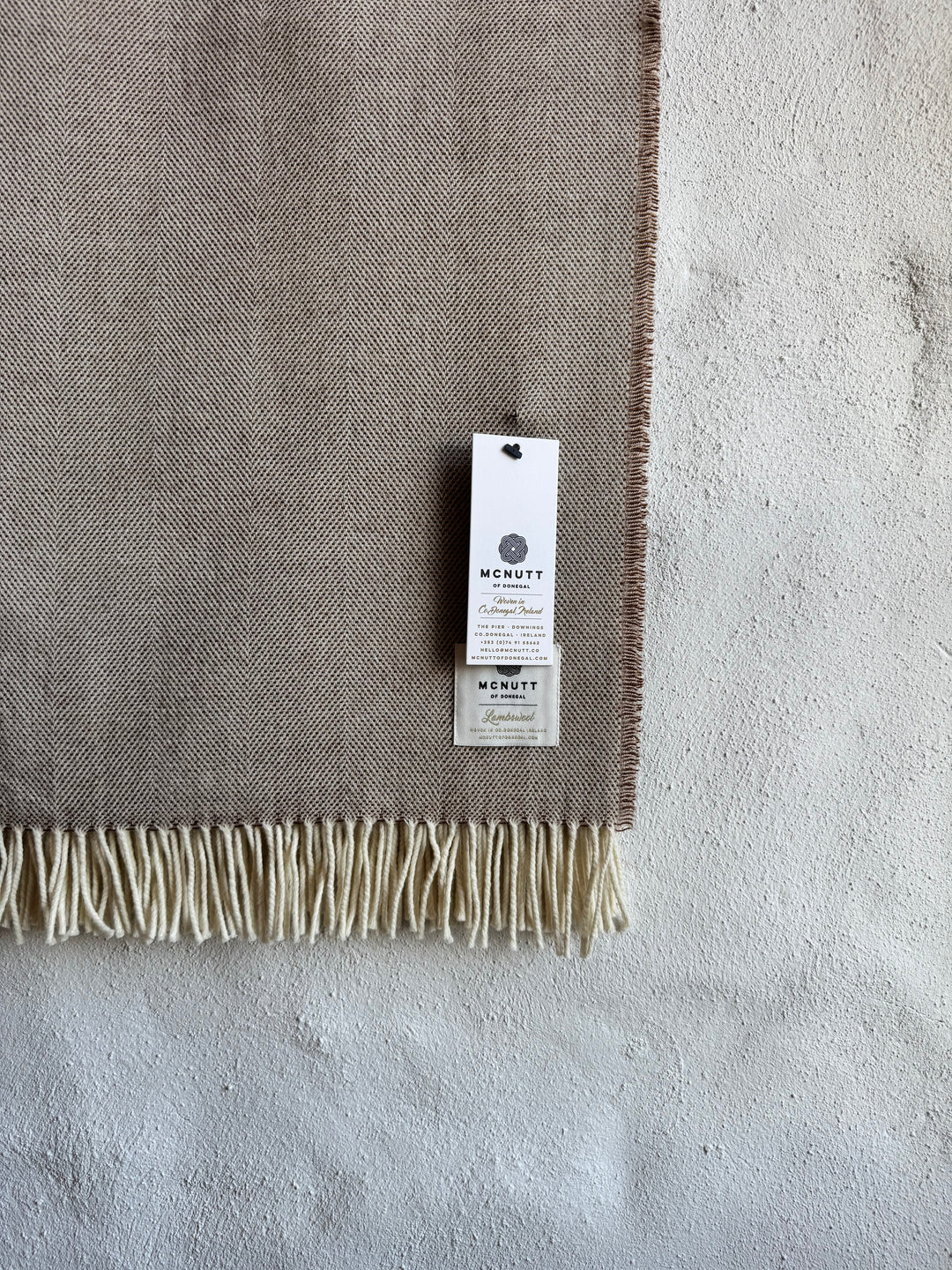 McNutt Throw supersoft spotted buttersco