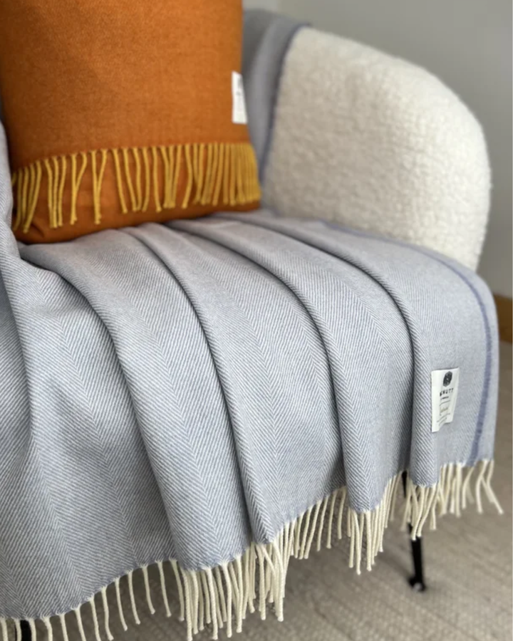 Merino Supersoft Throw in Smoke Grey