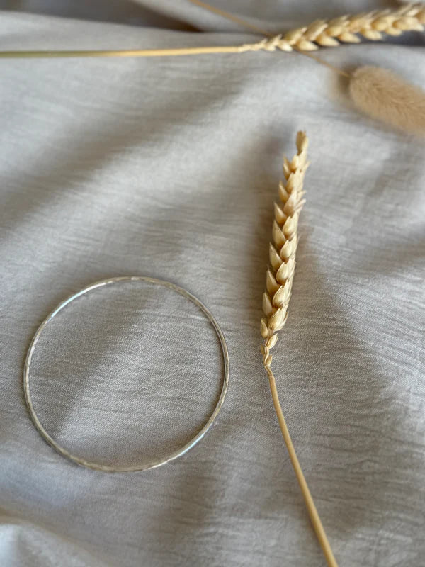 Round Simplicity Bangle