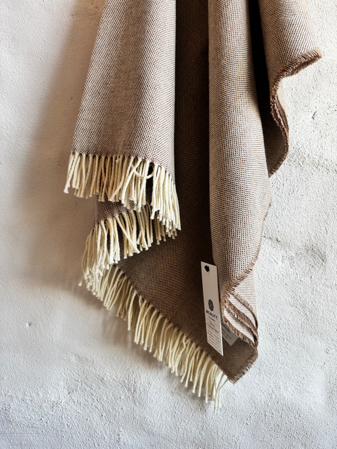 McNutt Throw supersoft spotted buttersco