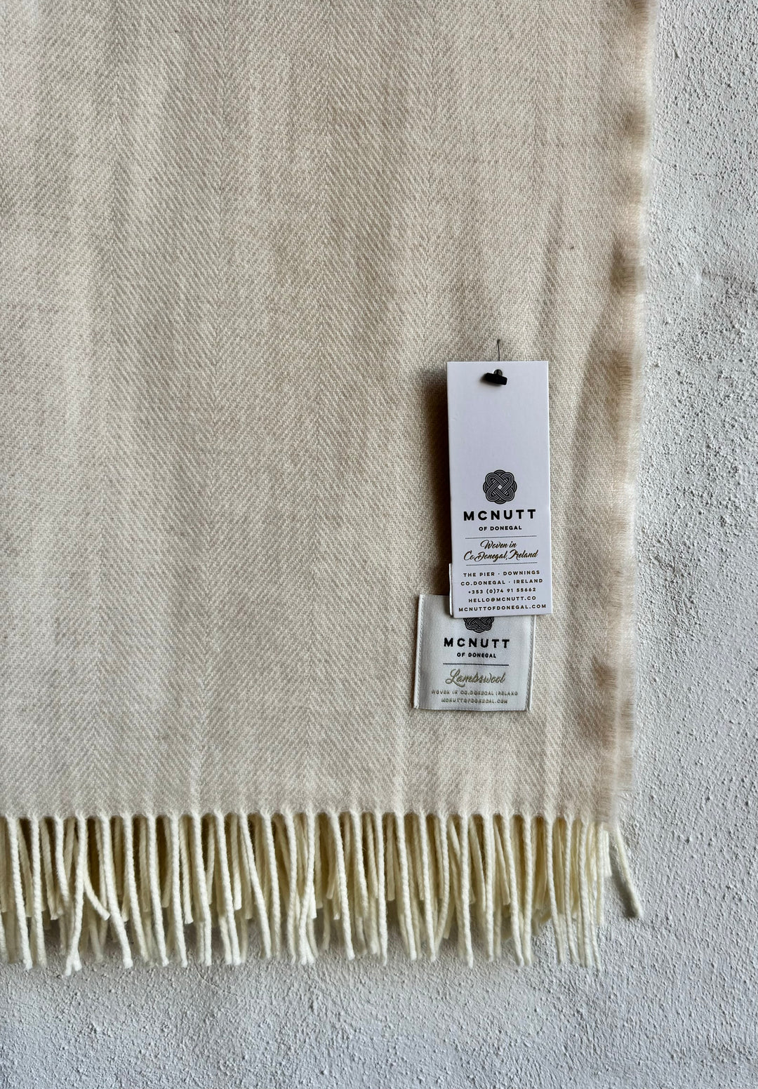 Merino Lambswool Throw in Supersoft Linen