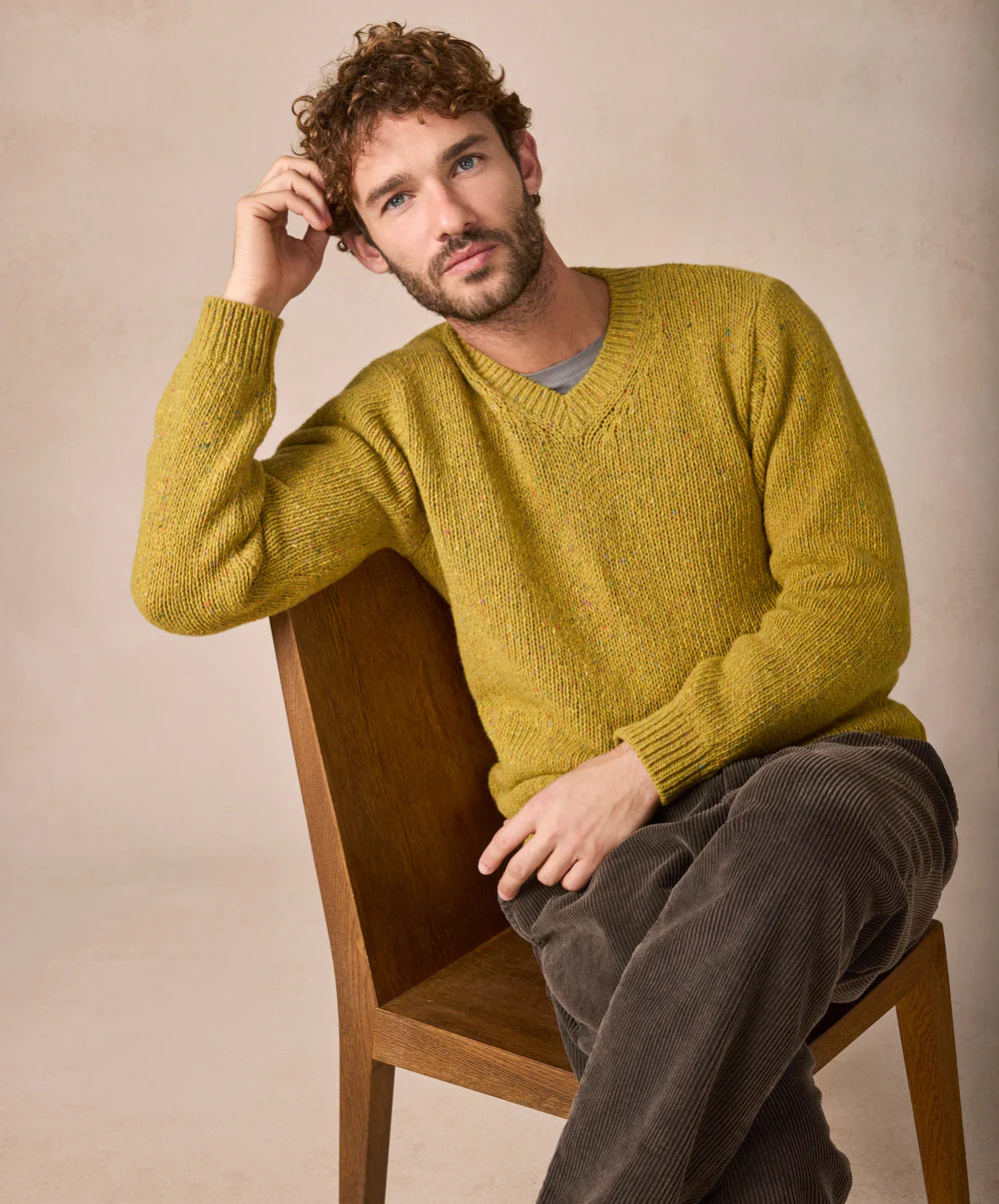 Kilbride V Neck Sweater in Lichen