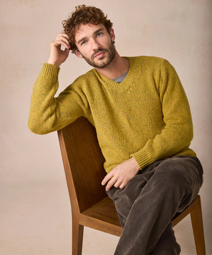 Kilbride V Neck Sweater in Lichen