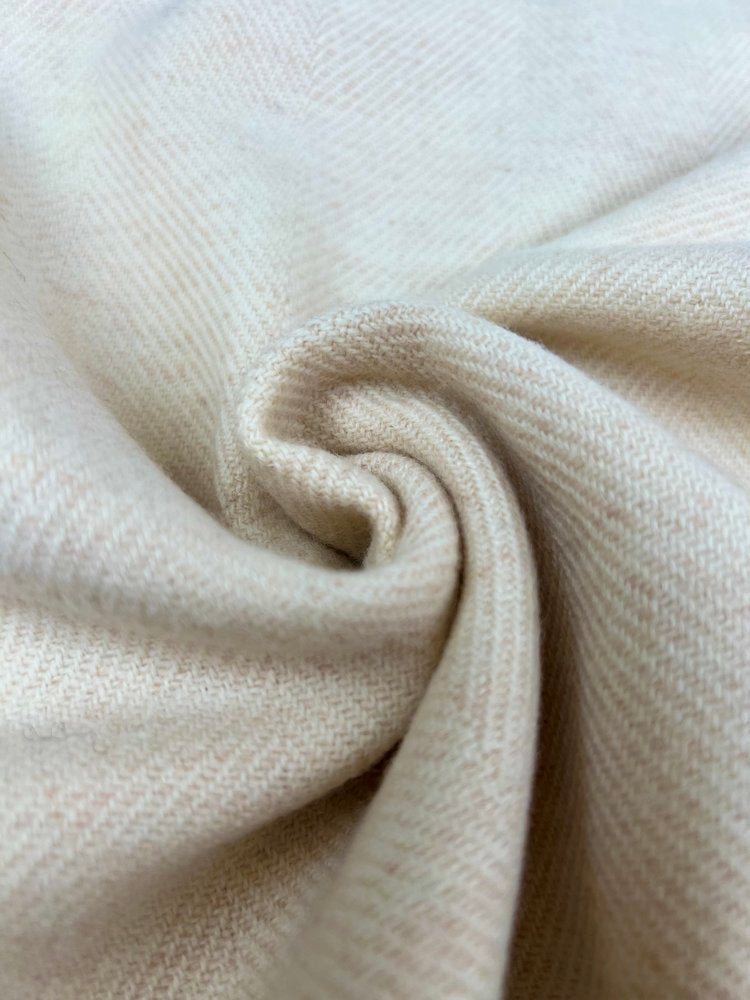 Merino Lambswool Throw in Supersoft Linen