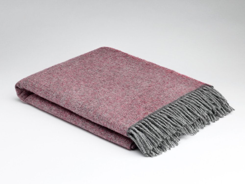 Wool Throw in Cosy Rose