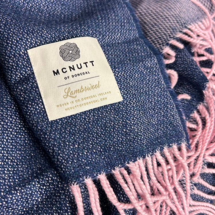 McNutt Throw supersoft b/berry crush rev