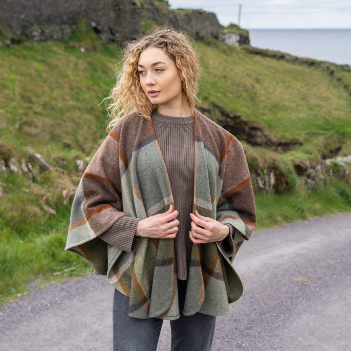 Lambswool Cape in Green Cream Check