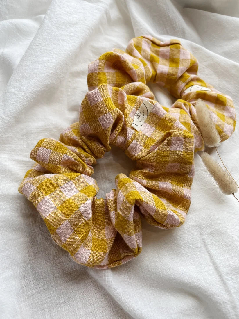 Linen Scrunchie in Rhubarb and Custard