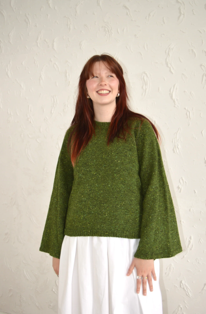 The Bell Sweater in Golf Green, Large