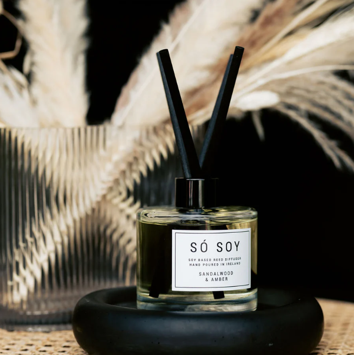 Sandalwood & Amber Reed Diffuser