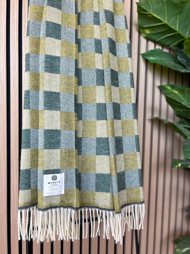 Collection Merino Wool Throw – Shamrock Green