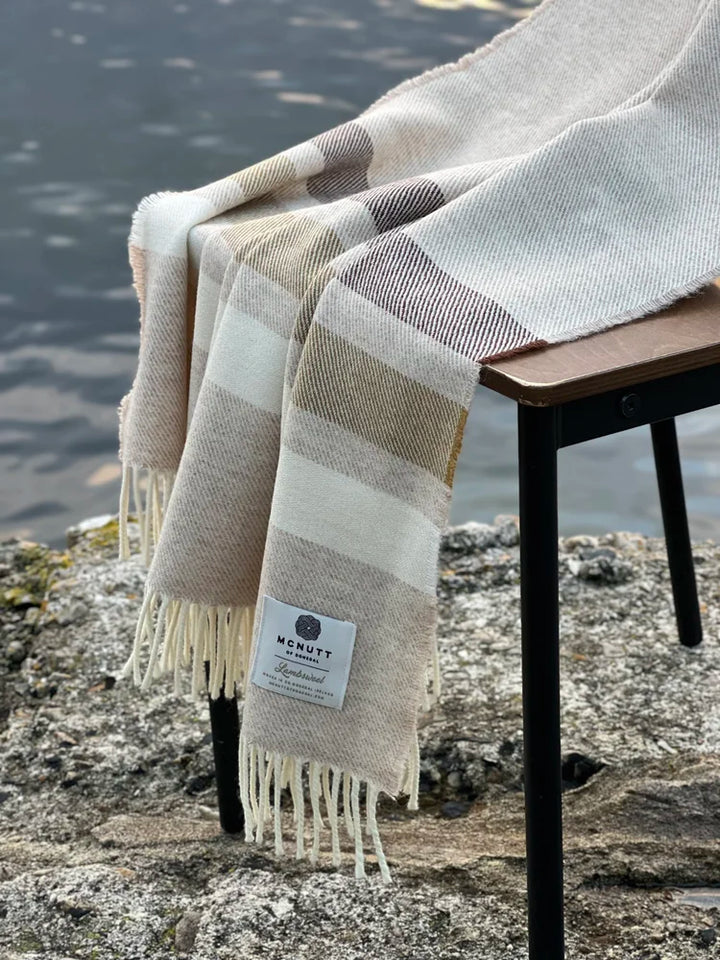 Merino Supersoft Throw in Toffee Roast