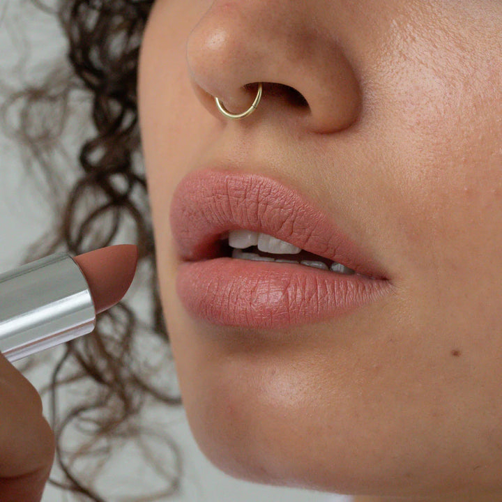 Nude Lipstick in Willow