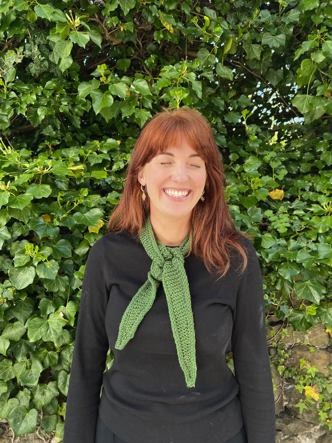 Merino Hand Knit Neck Scarf in Green
