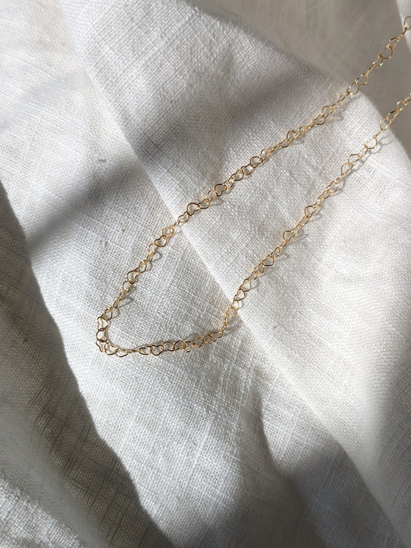 Heartie Short Chain in Gold Vermeil