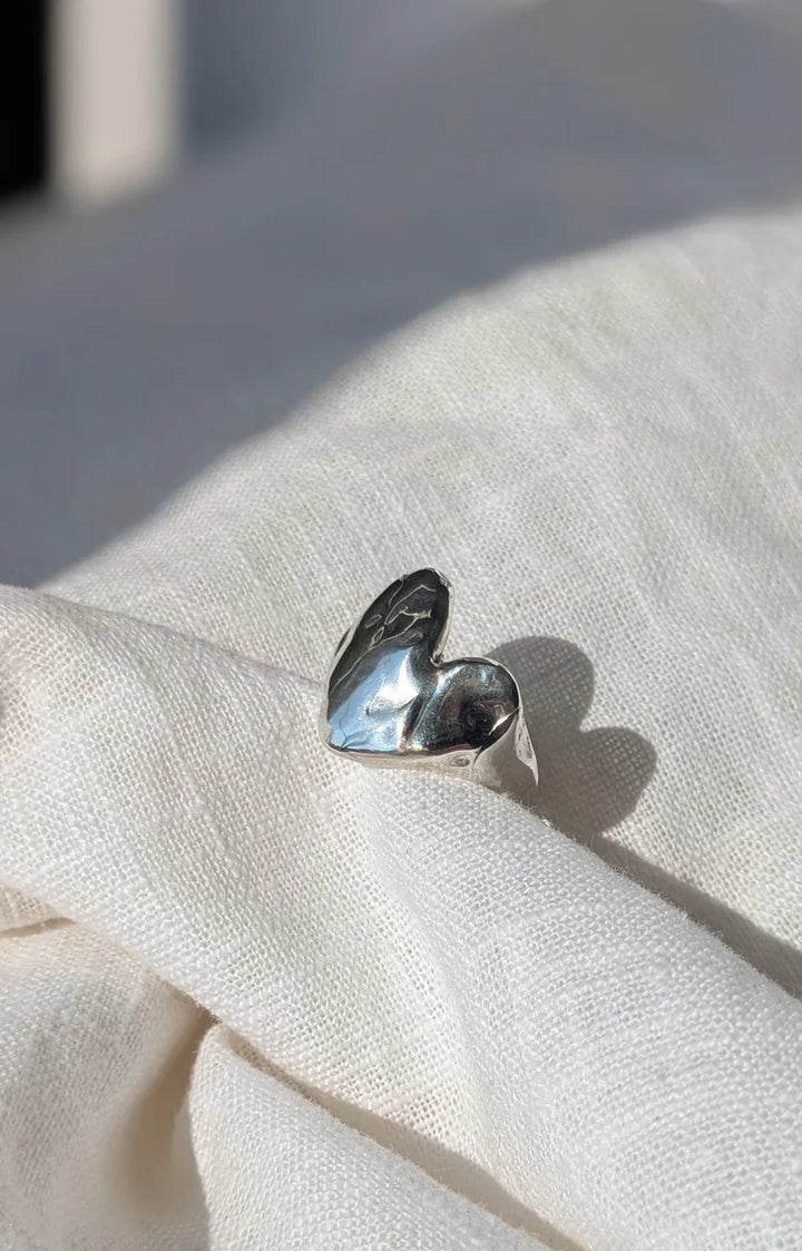 Gra Heart Silver Ring