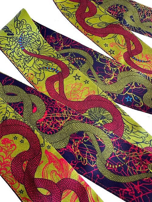 The Morrigan Ribbon Scarf