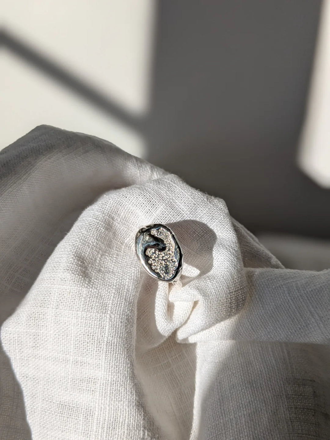 Molton Earth Smooth Shiny Ring Size L