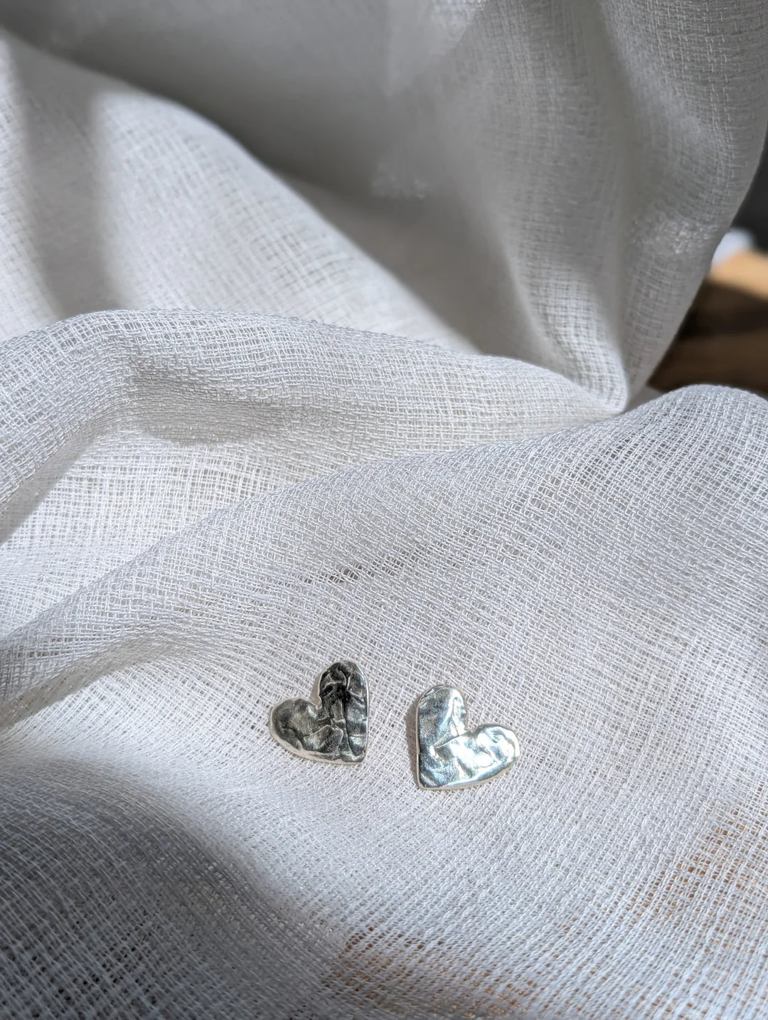 Silver Gra Heart Studs