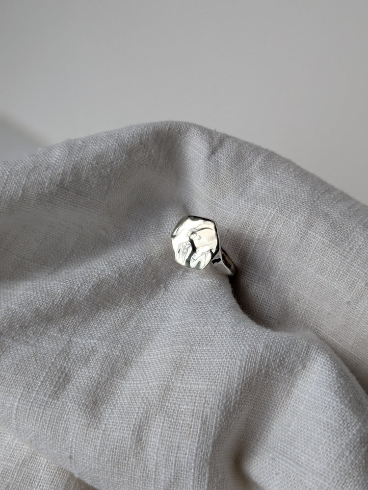 Silver Causeway Signet Ring