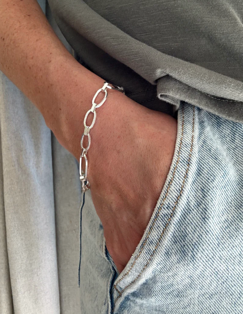 The Strand Posts Bracelet in Silver